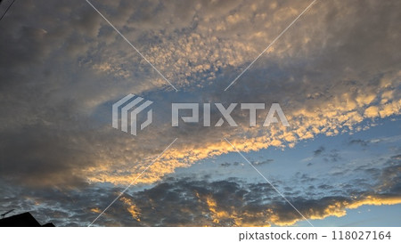 落日的天空 118027164