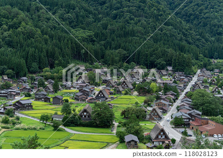 Japan's original scenery "Shirakawago" 118028123