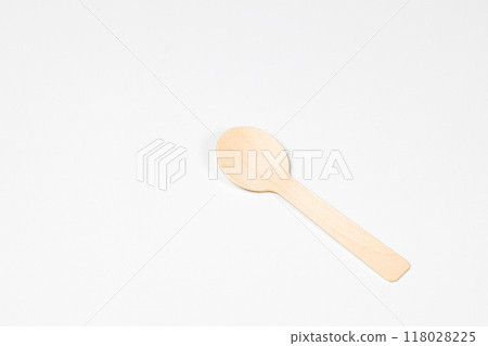 Wooden spoon, disposable tableware, Eco-friendly materials spoon isolated on white background. Wooden spoon, disposable tableware, Eco-friendly materials spoon isolated on white background. 118028225