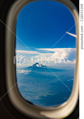Fuji seen from the window of the plane 118031109