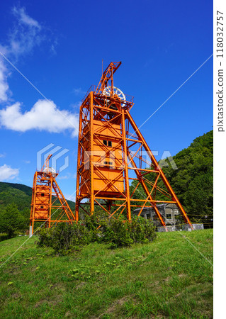 Coal Mine Memorial Forest Park / Vertical Rolling Tower Coal Mine Memorial Forest Park / Vertical Rolling Tower 118032757