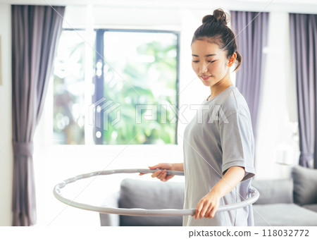 女性肖像 118032772