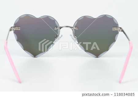 Rear view of heart shape sunglasses 118034085