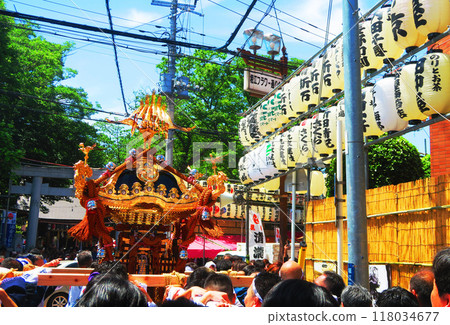 Scenes from the mikoshi and festival at the Urayasu Sanja Festival in June 2024 118034677