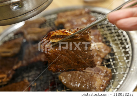 Korean bbq. LA marinated beef ribs 118038252