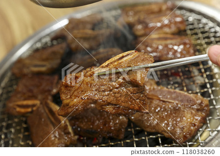 Korean bbq. LA marinated beef ribs 118038260