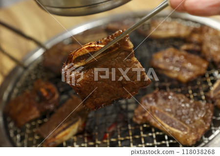 Korean bbq. LA marinated beef ribs 118038268