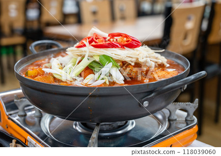 Korean spicy seafood dishes. Braised Cutlassfish 118039060