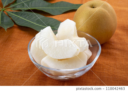 Fresh and delicious Japanese pear Fresh and delicious Japanese pear 118042463