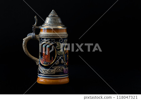 German beer mug with lid 118047321