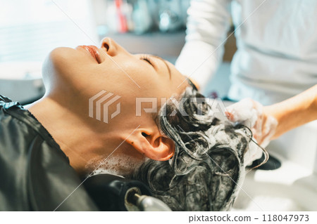 shampoo, beauty, person 118047973