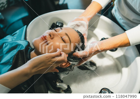 shampoo, beauty, beautician 118047990