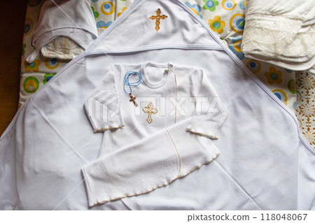 The details chriistening ceremony in the church 118048067