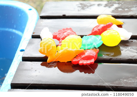Colorful water toys images 118049050