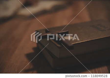 Christian group are praying to god with the bible and sharing the gospel. Concept of faith for god. Christian group are praying to god with the bible and sharing the gospel. Concept of faith for god. 118049528