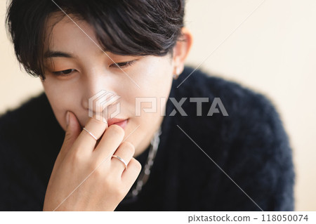 Men's makeup image 118050074