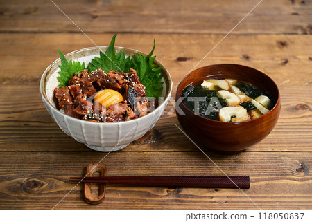 辣椒醬烤鰹魚 辣椒醬烤鰹魚 118050837