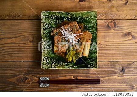 用鯖魚燜鯖魚 118050852