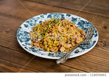 Peperoncino Pasta with Corn and Chicken Breast 118050901