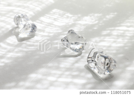 refreshing acrylic ice material image 118051075