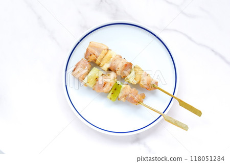 烤雞肉串鹽(蔥) 烤雞肉串鹽(蔥) 118051284