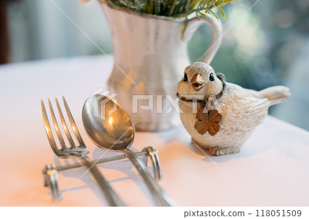 Cafe lunch table coordination Cafe lunch table coordination 118051509