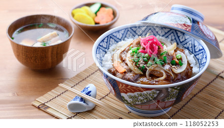 十勝帶廣名產排骨蓋飯（耐力豬肉蓋飯） 118052253