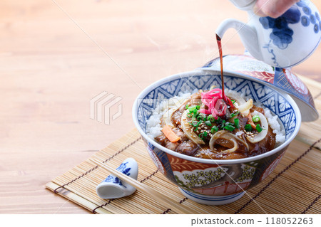 Tokachi Obihiro specialty: Pork kalbi rice bowl (stamina pork rice bowl) 118052263