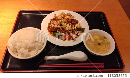 小鎮中式火鍋肉(hoikoro)套餐 小鎮中式火鍋肉(hoikoro)套餐 118058853