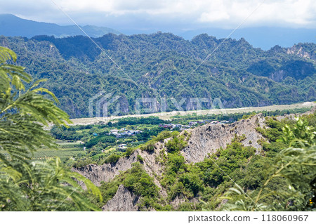 【台灣/台東縣】利吉惡地、小黃山風光 【台灣/台東縣】利吉惡地、小黃山風光 118060967