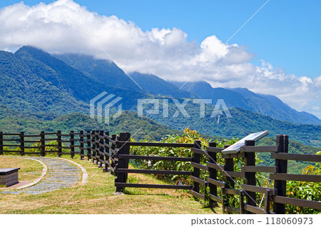 [Taiwan/Taitung County] Fuyuan Observatory and Coastal Mountains 118060973