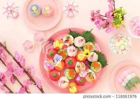 女兒節餐桌:食用花的花手鞠壽司 女兒節餐桌:食用花的花手鞠壽司 118061976