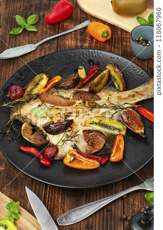 Fried flounder fish. 118067960