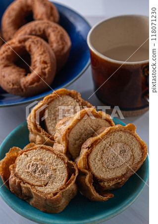 Delicious looking roll cake 118071230