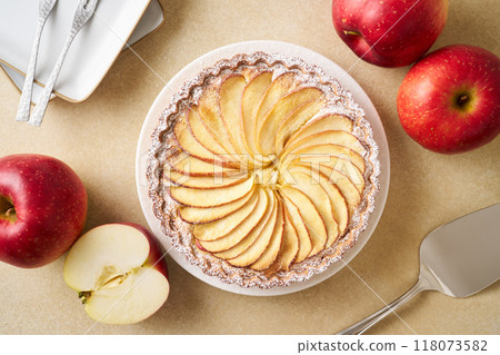 烤蘋果派 118073582