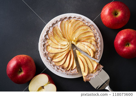 烤蘋果派 118073600