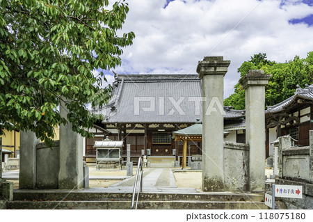 59th of the 88 Shikoku Temples: Kokubunji Temple, Main Hall, Imabari City, Ehime Prefecture 118075180