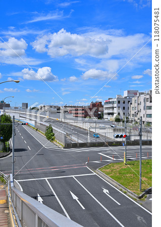 主要道路和城市景觀,埼玉新都心線,從上小町附近觀看 主要道路和城市景觀,埼玉新都心線,從上小町附近觀看 118075481