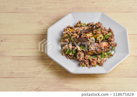 肉味噌炒茄子 118075829