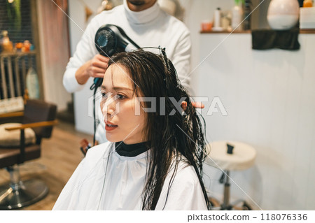 hair blowing, female, females 118076336