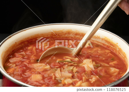 Minestrone simmered in a pot Minestrone simmered in a pot 118076525