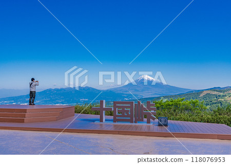 [靜岡縣] 擁有美麗新綠和富士山景觀的十國峠 118076953