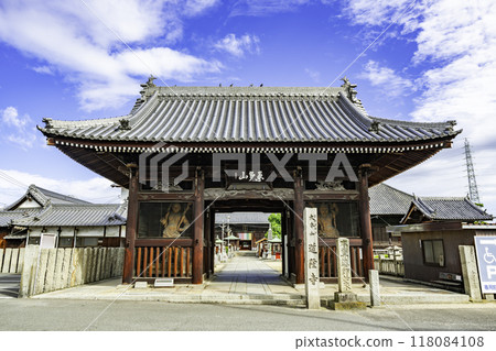 77th of the 88 Shikoku Pilgrimage Route, Doryuji Temple, Niomon Gate, Tadotsu Town, Kagawa Prefecture 118084108