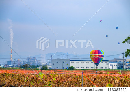 熱氣球風景「佐賀國際熱氣球嘉年華」(加瀨川河床地區廣場)佐賀縣佐賀市 熱氣球風景「佐賀國際熱氣球嘉年華」(加瀨川河床地區廣場)佐賀縣佐賀市 118085511