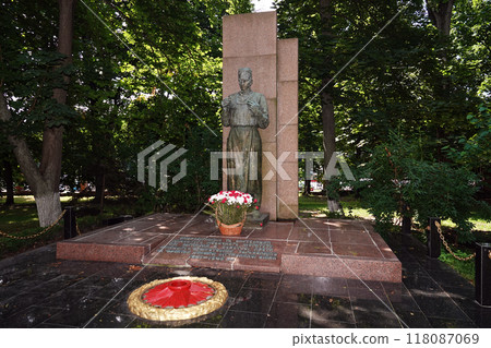 Kiev, Ukraine July 6, 2021: Monument to doctors killed in World War II National Medical University named after O.O. Bogomolets in the city of Kiev Kiev, Ukraine July 6, 2021: Monument to doctors killed in World War II National Medical University named after O.O. Bogomolets in the city of Kiev 118087069