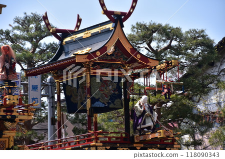 Takayama City, Gifu Prefecture - 2017 Takayama Festival floats all lined up - First spring and autumn festival float competition in 55 years - Autumn Karakuri puppets Takayama City, Gifu Prefecture - 2017 Takayama Festival floats all lined up - First spring and autumn festival float competition in 55 years - Autumn Karakuri puppets 118090343