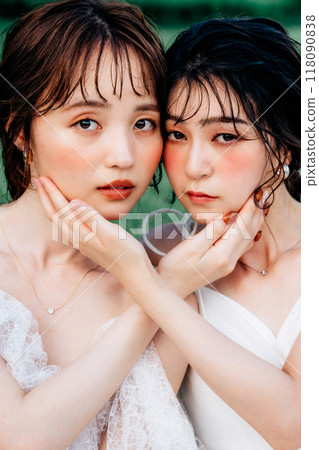 Same-sex pre-wedding photoshoot 118090838