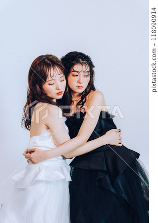Same-sex couple wedding photoshoot in studio 118090914