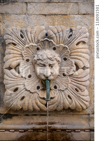 Large Onofrio's Fountain, circular springwater fountain in Old Town Dubrovnik, Croatia 118091501