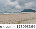 Cloudy morning at Tombo beach, Guaruja 118093364